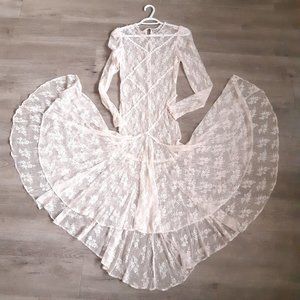 Vintage rose cream floral lace and trim long sleeve mermaid high-low dress